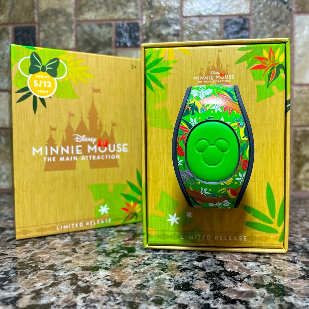 Disney Minnie Mouse Main Attraction MagicBand Enchanted Tiki Room